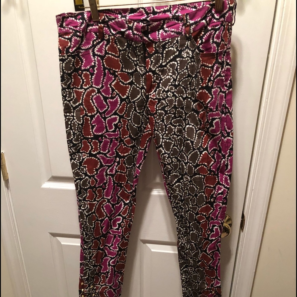 Amazing pants with gold spikes!!
